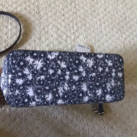 NWT Michael Kors Cindy dome navy floral crossbody - Picture 4 of 4